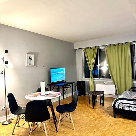 Affordable Cuttie 4 Persons 2 Beds In Downtown Lägenhet Montréal Exteriör bild