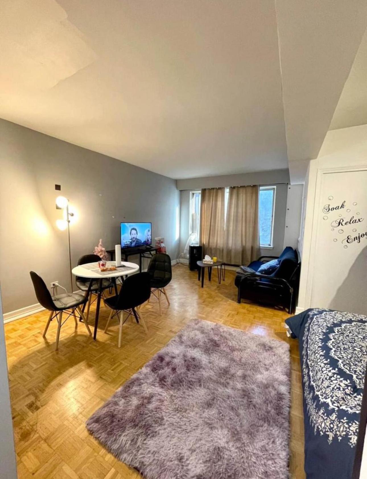 Affordable Cuttie 4 Persons 2 Beds In Downtown Lägenhet Montréal Exteriör bild